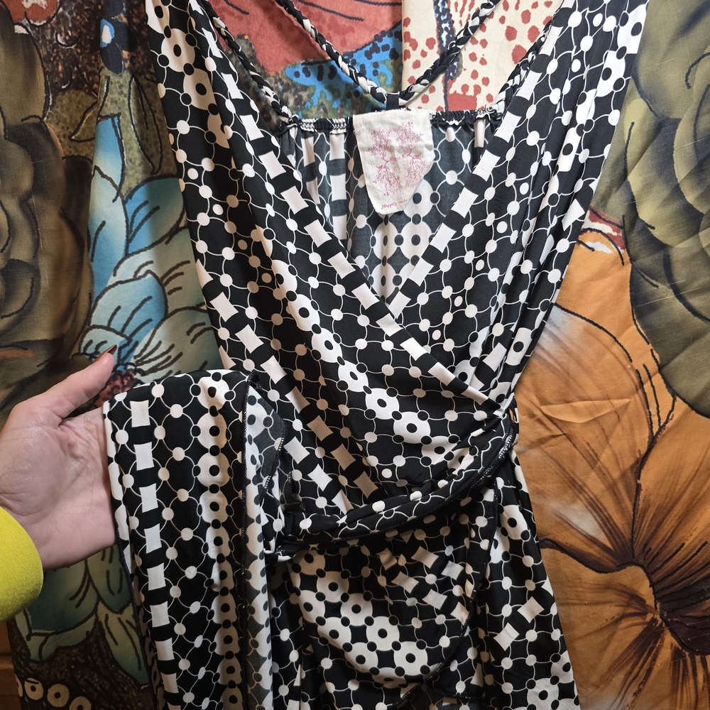 Robin K Black and White Geometric Maxi Dress